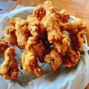 ไก่ทอดกรอบ ทอดใหม่ ร้อนๆ ทุกออเดอร์